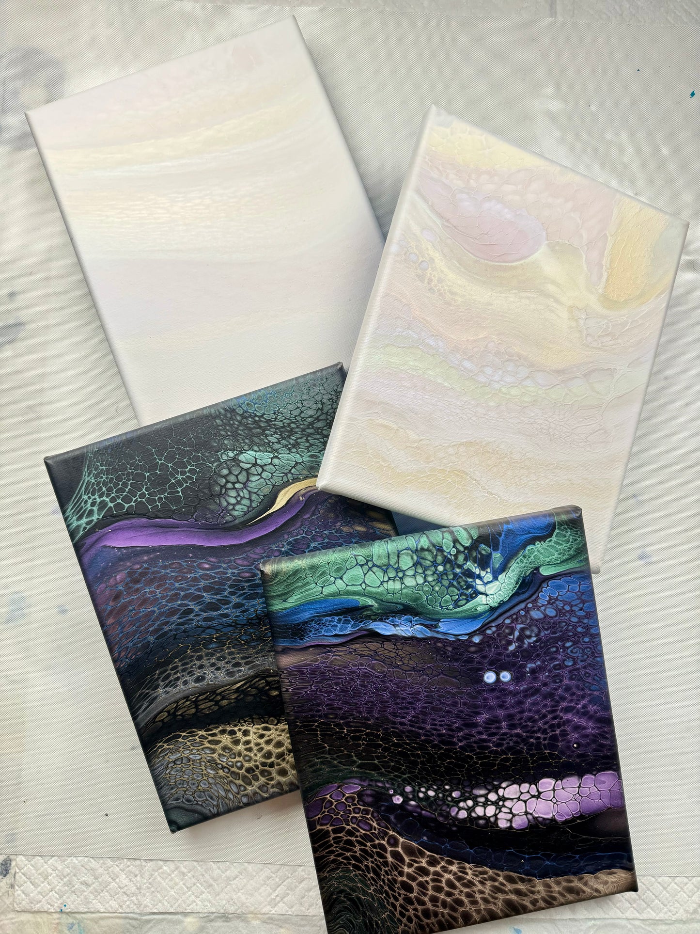 No Pillow No Varnish Fluid Art Swipes