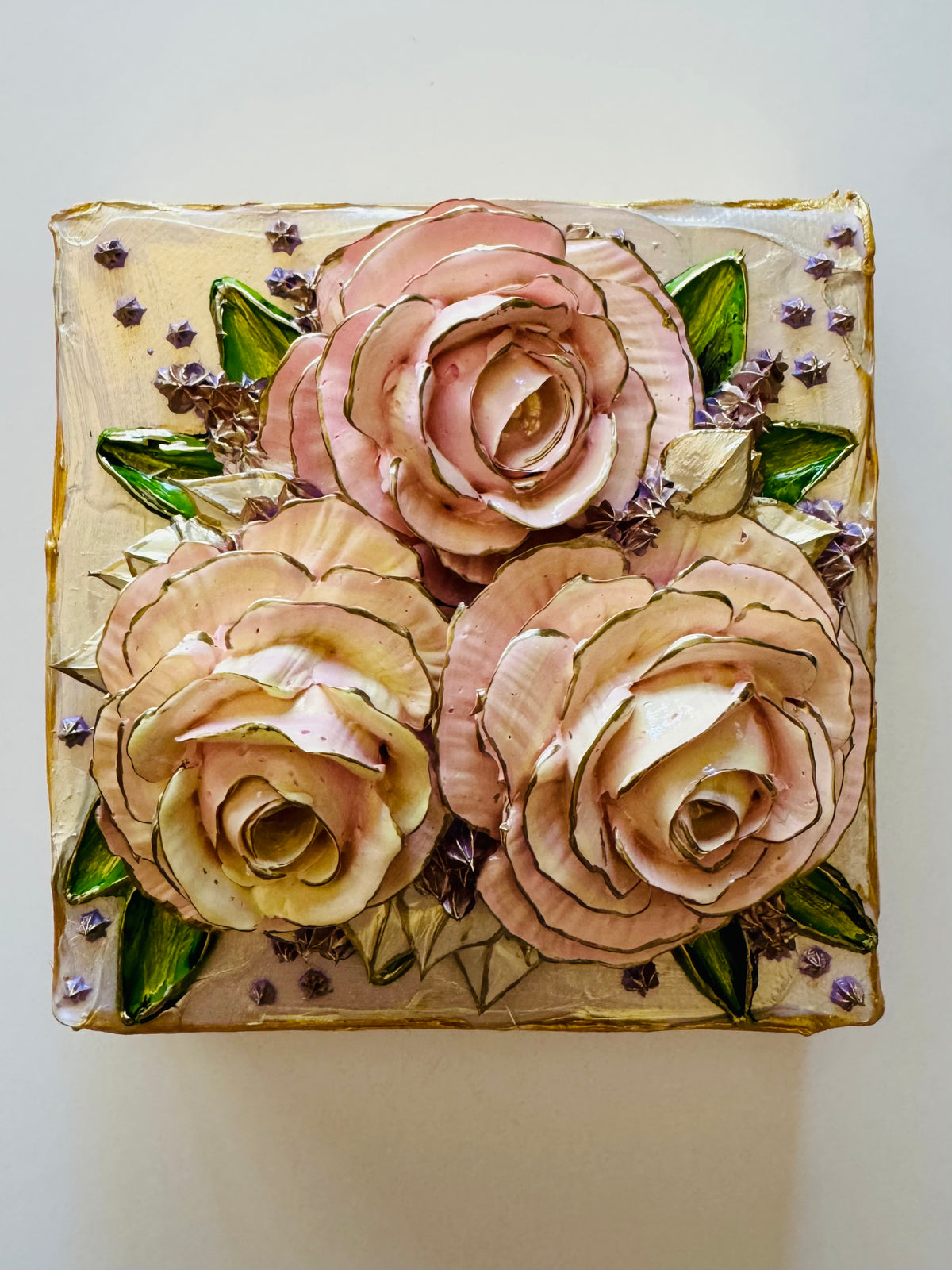 Dainty Vintage Romance
