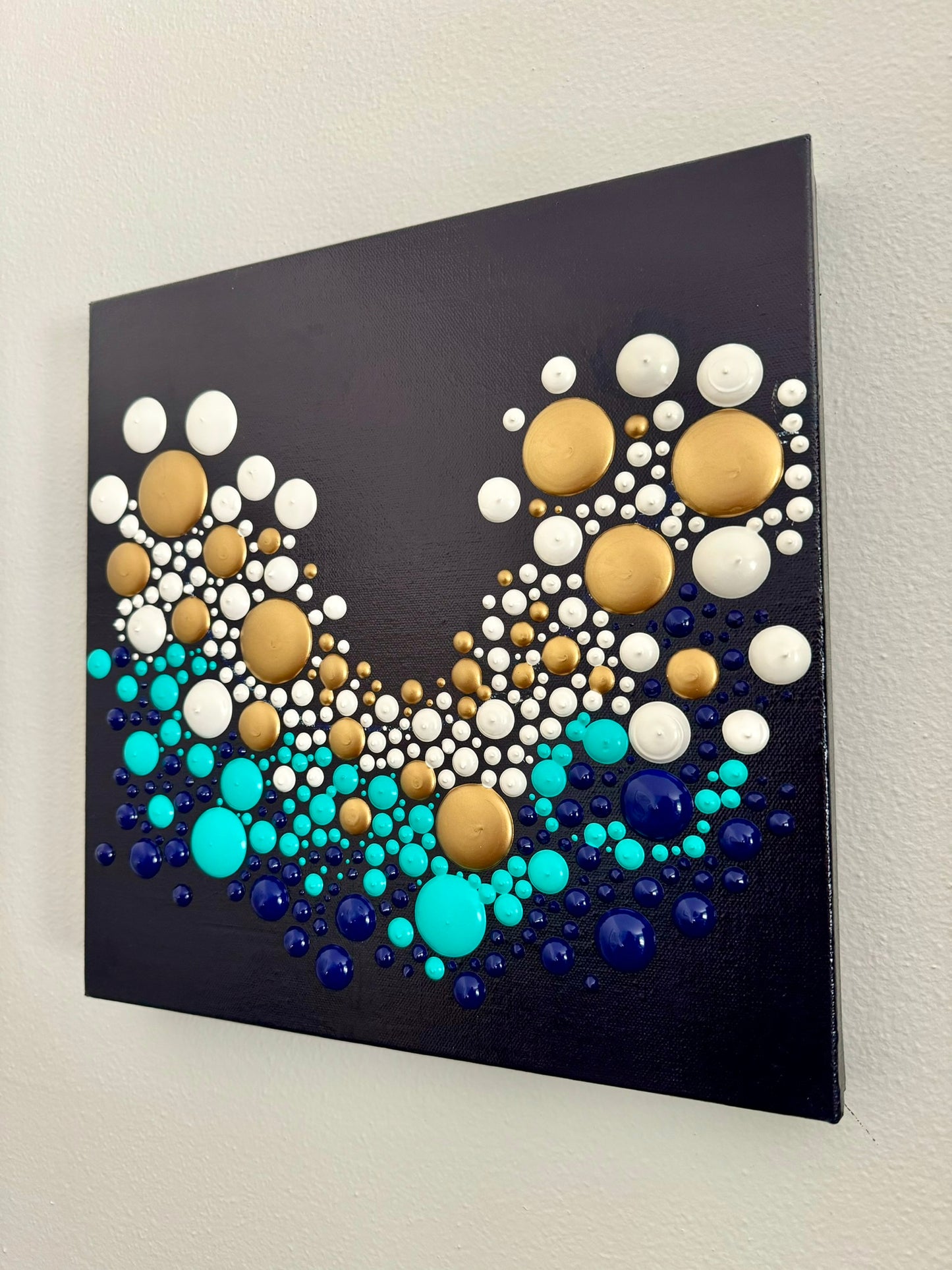 Ocean Illusion - Abstract Dot Art